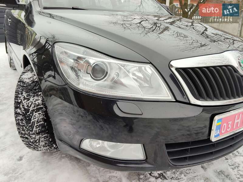 Универсал Skoda Octavia 2012 в Ровно