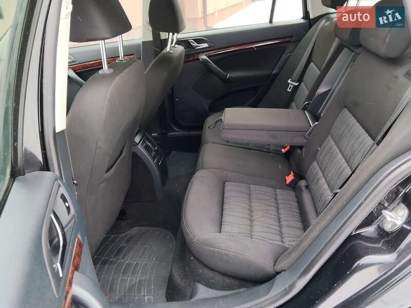 Универсал Skoda Octavia 2012 в Ровно