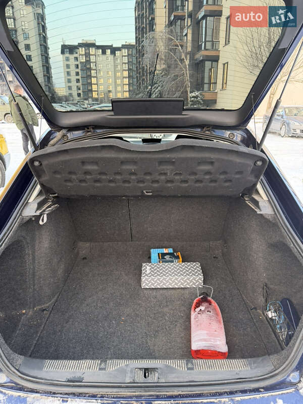 Лифтбек Skoda Octavia 2008 в Умани