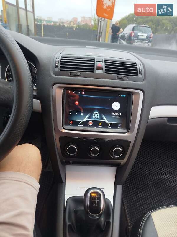 Лифтбек Skoda Octavia 2011 в Хмельницком