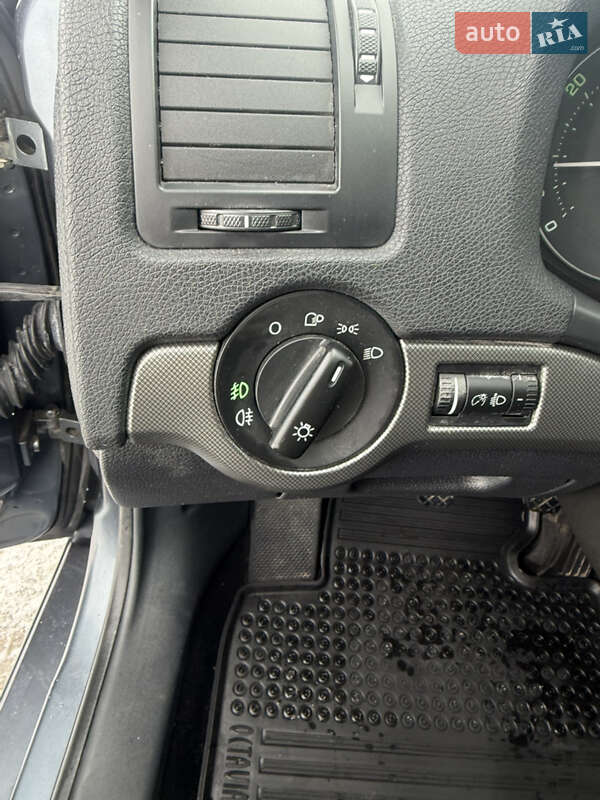 Универсал Skoda Octavia 2006 в Нововолынске