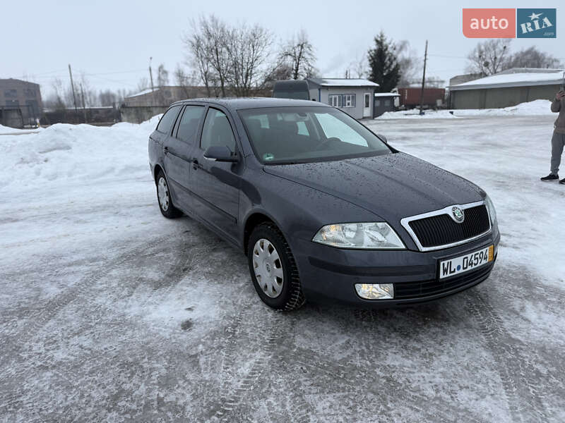 Универсал Skoda Octavia 2006 в Нововолынске
