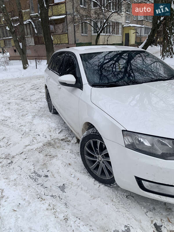 Универсал Skoda Octavia 2015 в Киеве фото 3 Универсал Skoda Octavia 2015 в Киеве