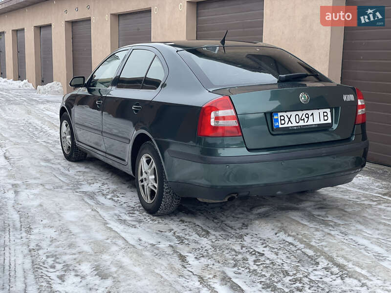 Лифтбек Skoda Octavia 2006 в Староконстантинове