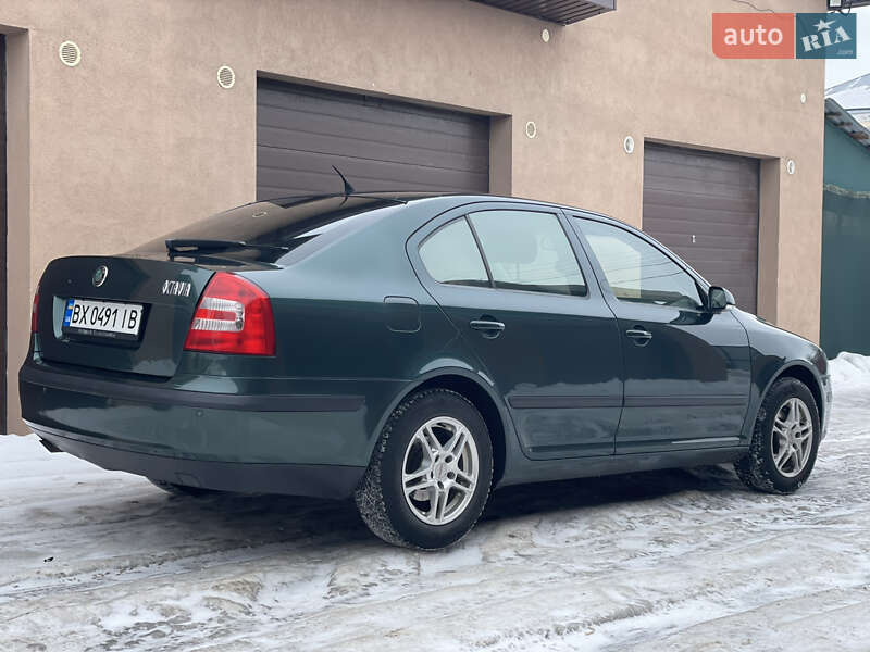 Лифтбек Skoda Octavia 2006 в Староконстантинове