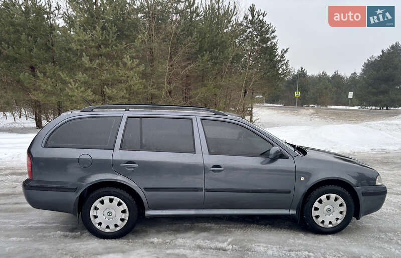 Универсал Skoda Octavia 2007 в Городке