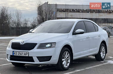 Лифтбек Skoda Octavia 2014 в Кривом Роге