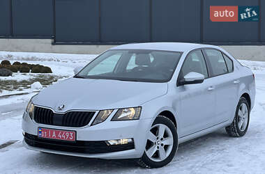 Лифтбек Skoda Octavia 2019 в Луцке