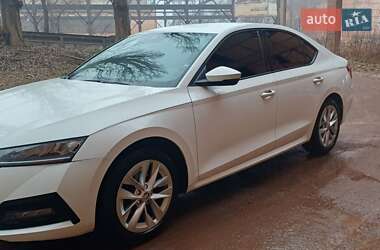 Лифтбек Skoda Octavia 2020 в Кривом Роге