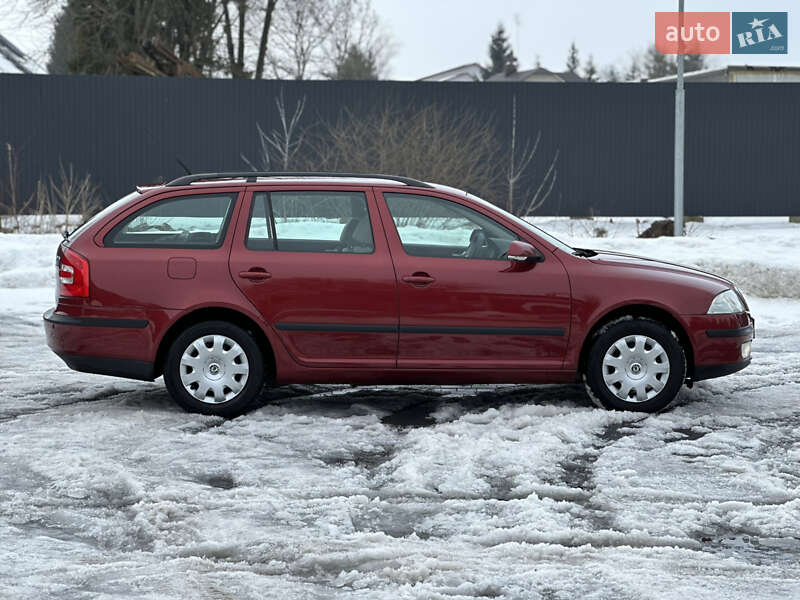 Универсал Skoda Octavia 2006 в Самборе