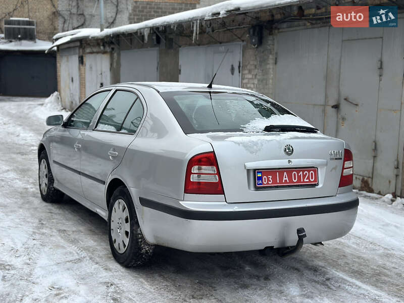 Лифтбек Skoda Octavia 2006 в Киеве
