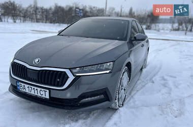 Лифтбек Skoda Octavia 2023 в Киеве