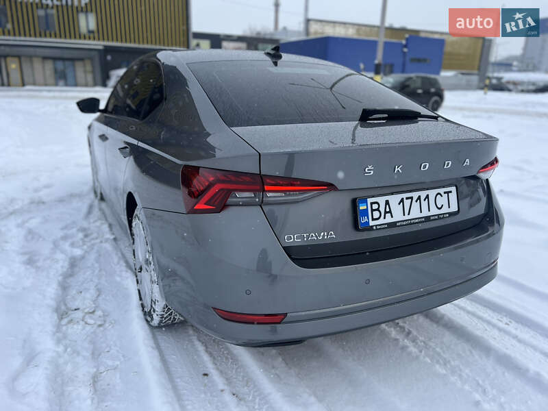 Лифтбек Skoda Octavia 2023 в Киеве фото 8 Лифтбек Skoda Octavia 2023 в Киеве