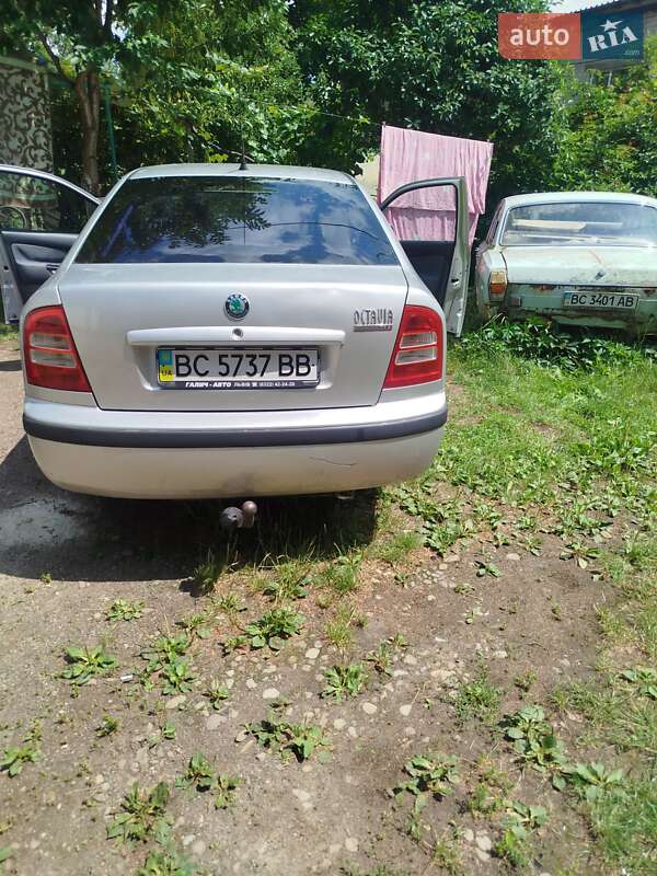 Лифтбек Skoda Octavia 2001 в Стрые