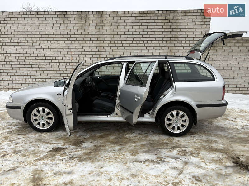 Универсал Skoda Octavia 2003 в Харькове