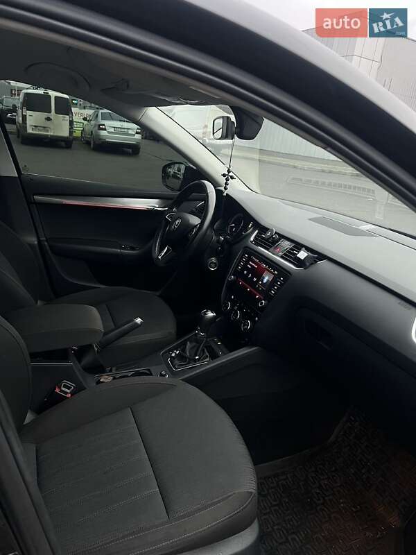 Универсал Skoda Octavia 2019 в Мукачево