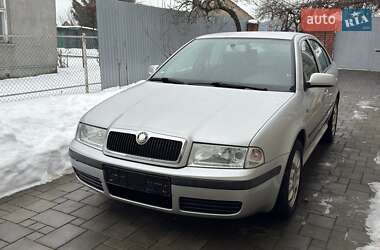 Ліфтбек Skoda Octavia 2002 в Нововолинську