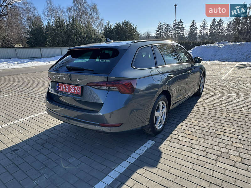 Универсал Skoda Octavia 2021 в Луцке