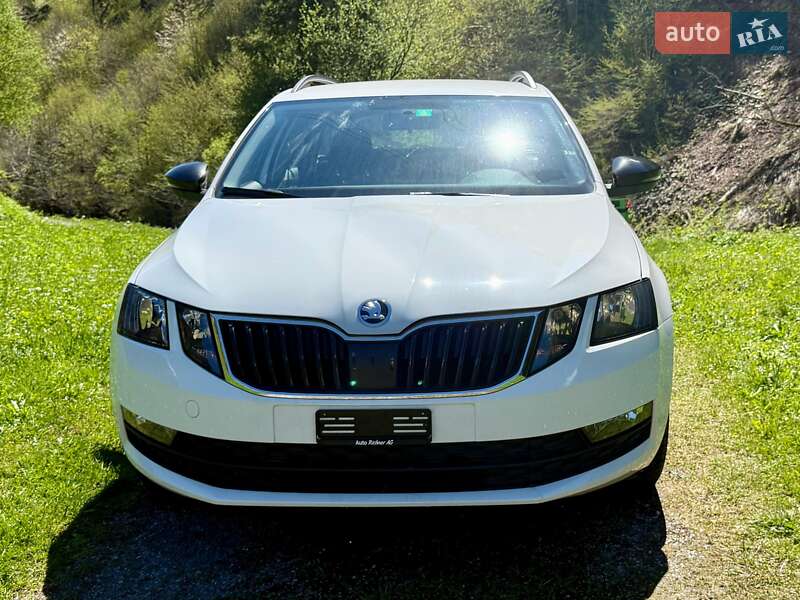 Универсал Skoda Octavia 2019 в Киеве