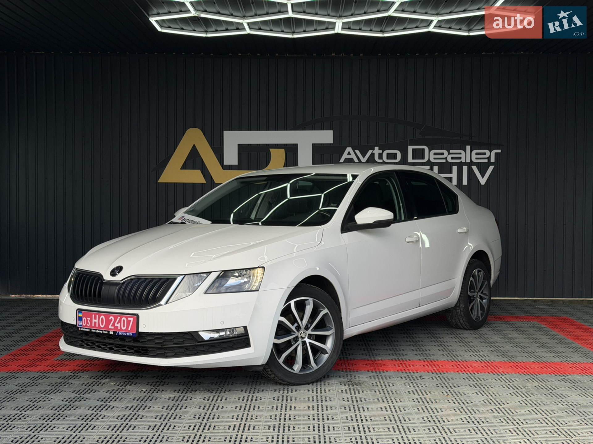 2019 Skoda Octavia - мініатюра 3