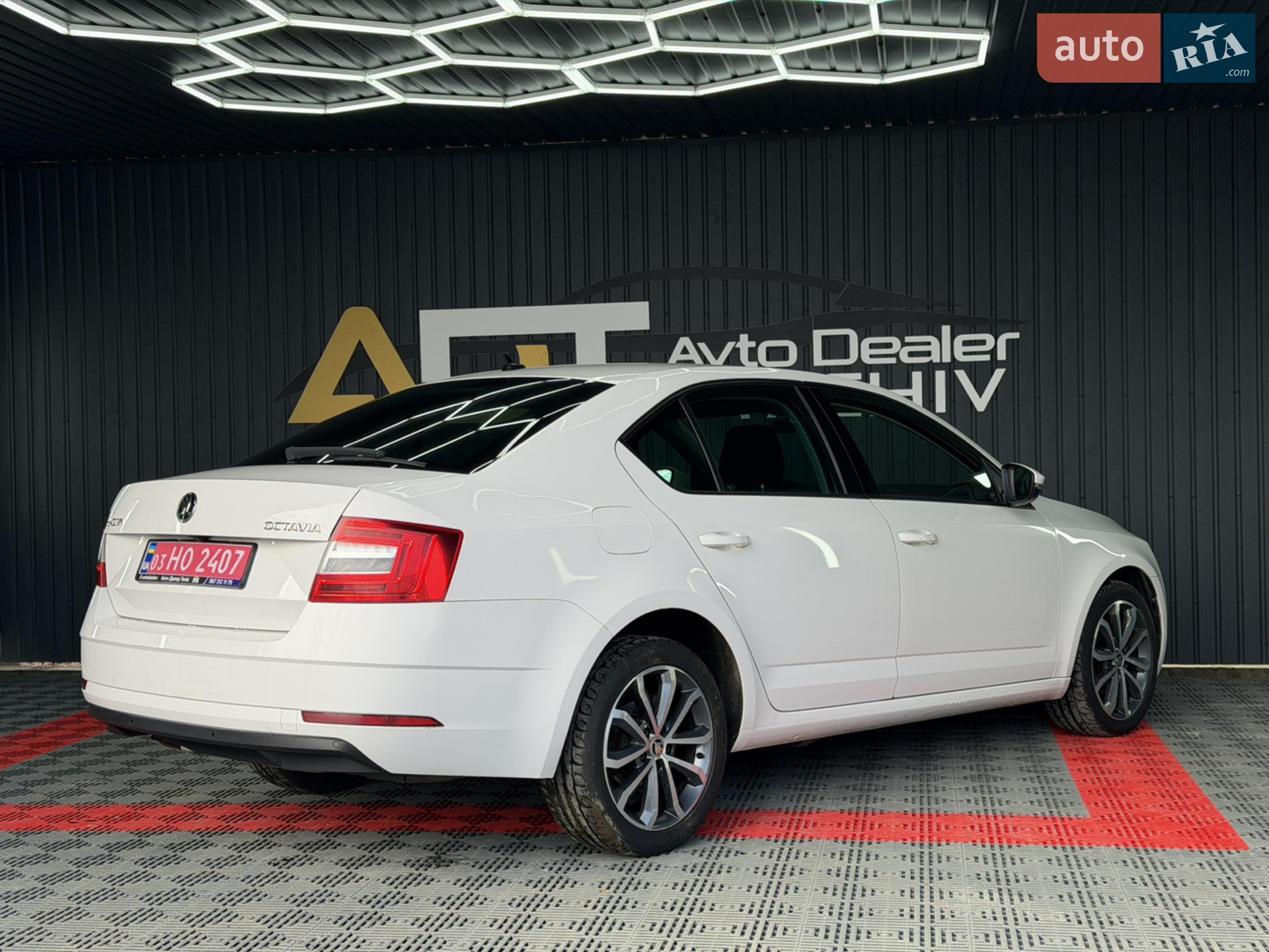 2019 Skoda Octavia - мініатюра 31