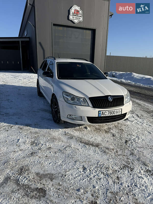 Универсал Skoda Octavia 2009 в Любомле