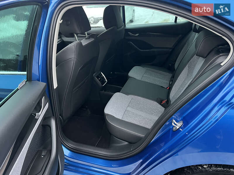 Лифтбек Skoda Octavia 2024 в Львове фото 12 Лифтбек Skoda Octavia 2024 в Львове