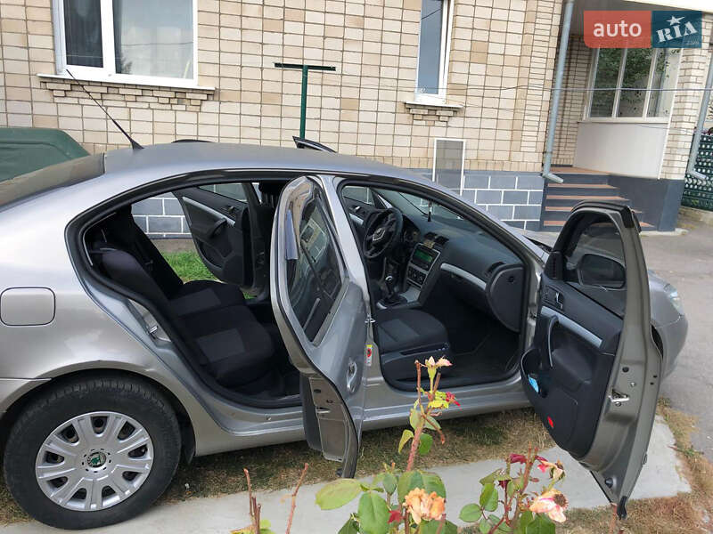 Лифтбек Skoda Octavia 2010 в Хмельницком