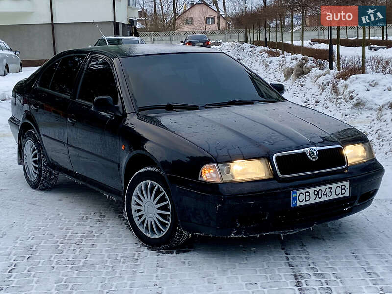 Лифтбек Skoda Octavia 2000 в Ивано-Франковске