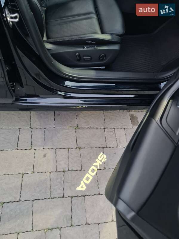 Лифтбек Skoda Octavia 2020 в Ужгороде