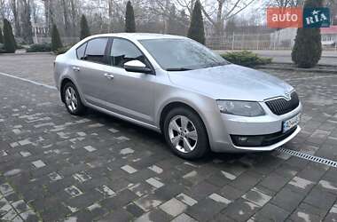Ліфтбек Skoda Octavia 2015 в Береговому