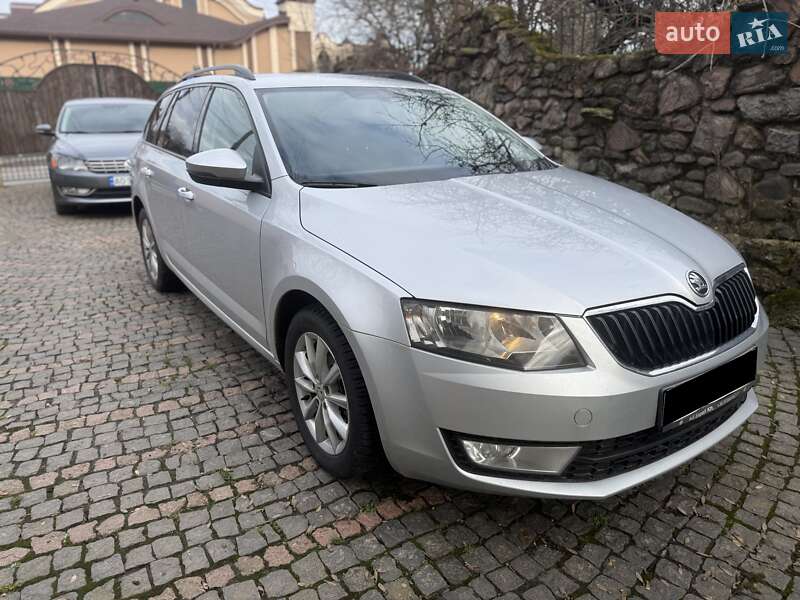Універсал Skoda Octavia 2016 в Хусті