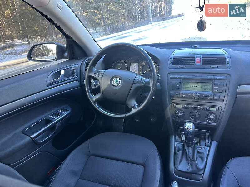 Универсал Skoda Octavia 2005 в Богодухове