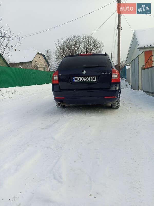Универсал Skoda Octavia 2012 в Баре фото 3 Универсал Skoda Octavia 2012 в Баре