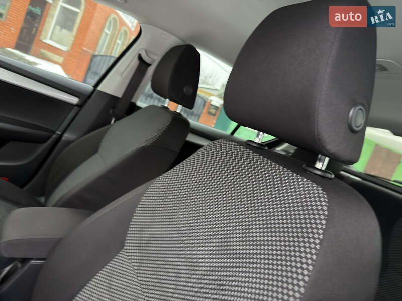 Лифтбек Skoda Octavia 2014 в Ахтырке фото 30 Лифтбек Skoda Octavia 2014 в Ахтырке