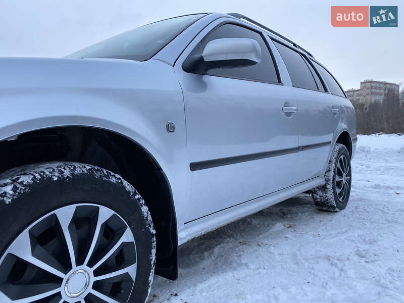 Универсал Skoda Octavia 2008 в Киеве фото 4 Универсал Skoda Octavia 2008 в Киеве
