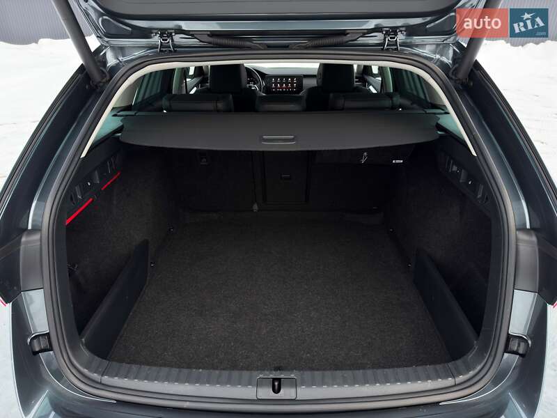 Универсал Skoda Octavia 2021 в Луцке