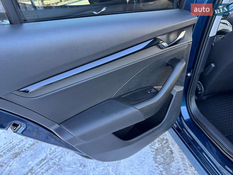 Лифтбек Skoda Octavia 2024 в Каменском