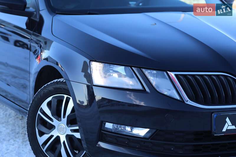 Лифтбек Skoda Octavia 2019 в Киеве фото 4 Лифтбек Skoda Octavia 2019 в Киеве