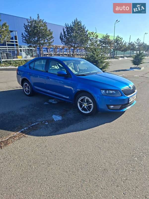 Лифтбек Skoda Octavia 2015 в Одессе
