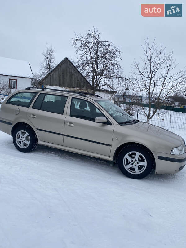 Універсал Skoda Octavia 2004 в Погребище