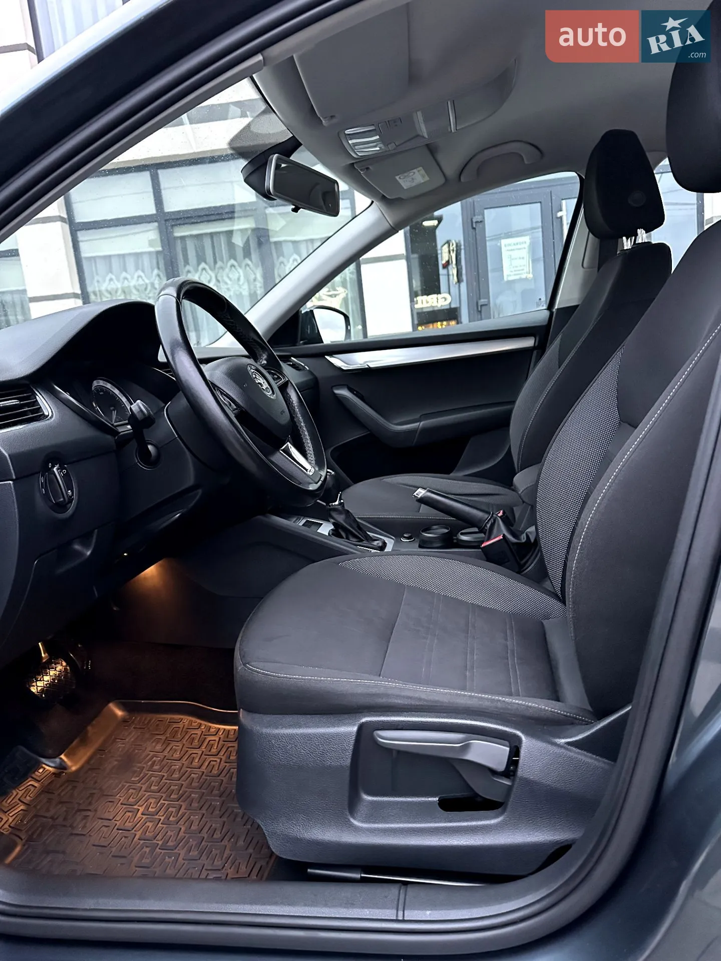 2018 Skoda Octavia - мініатюра 32