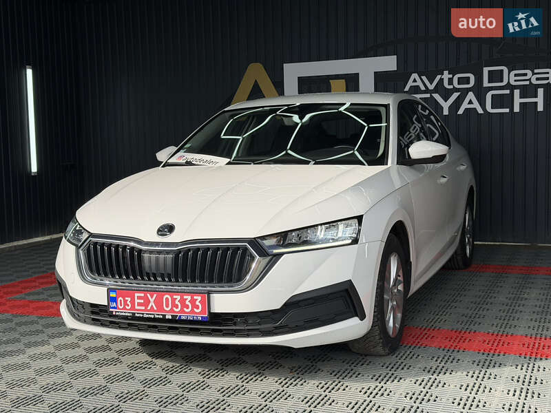 Лифтбек Skoda Octavia 2022 в Тячеве