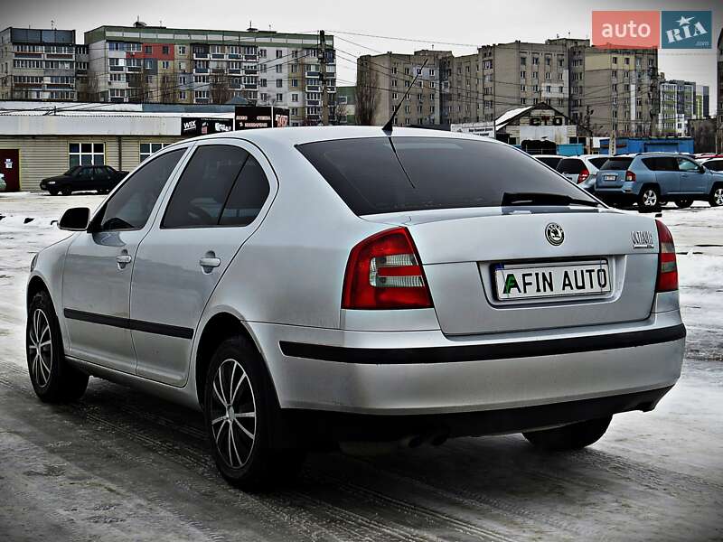 Лифтбек Skoda Octavia 2008 в Черкассах