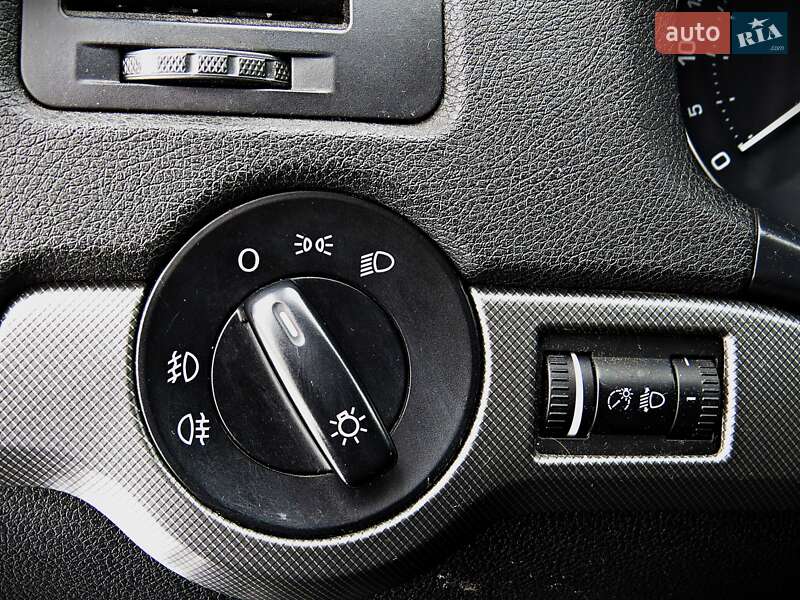 Лифтбек Skoda Octavia 2008 в Черкассах