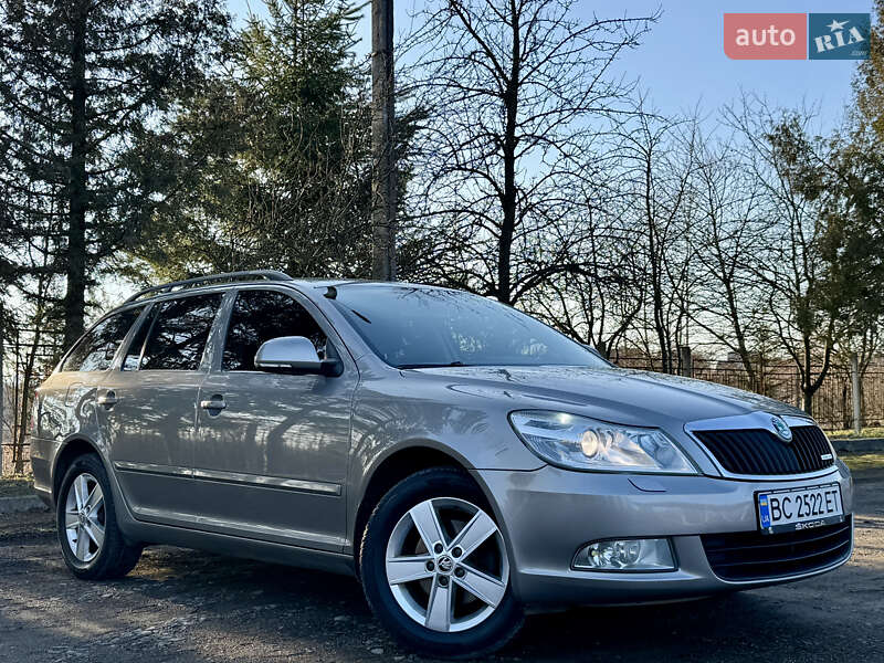 Универсал Skoda Octavia 2011 в Дрогобыче