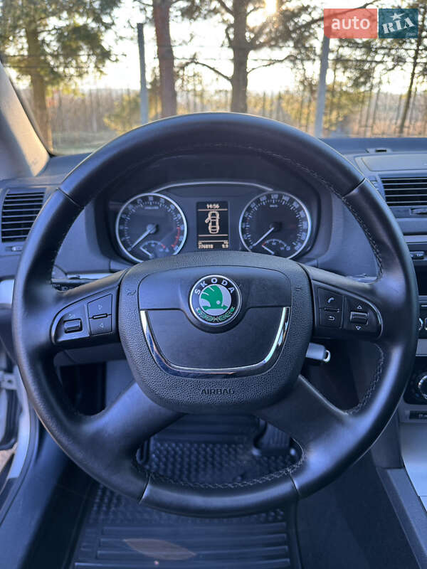 Универсал Skoda Octavia 2011 в Дрогобыче