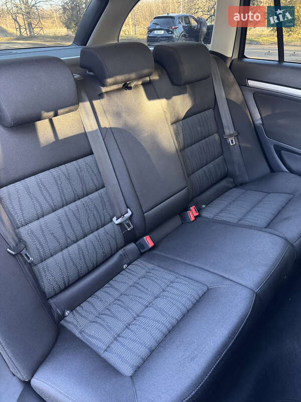 Универсал Skoda Octavia 2011 в Дрогобыче