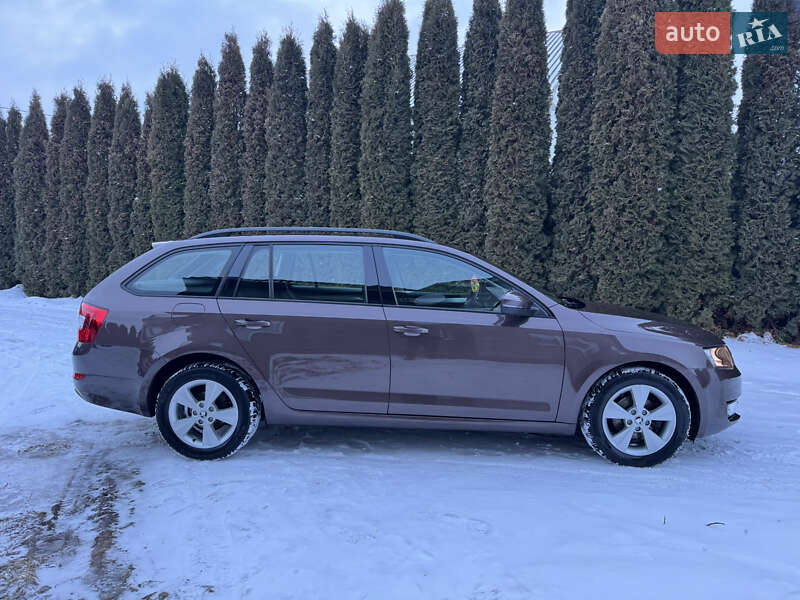 Универсал Skoda Octavia 2014 в Луцке фото 2 Универсал Skoda Octavia 2014 в Луцке