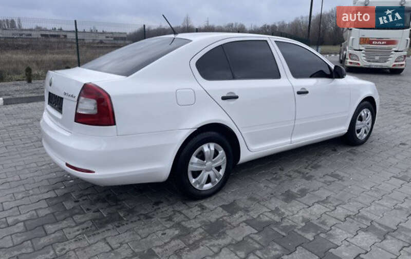 Лифтбек Skoda Octavia 2011 в Желтых Водах